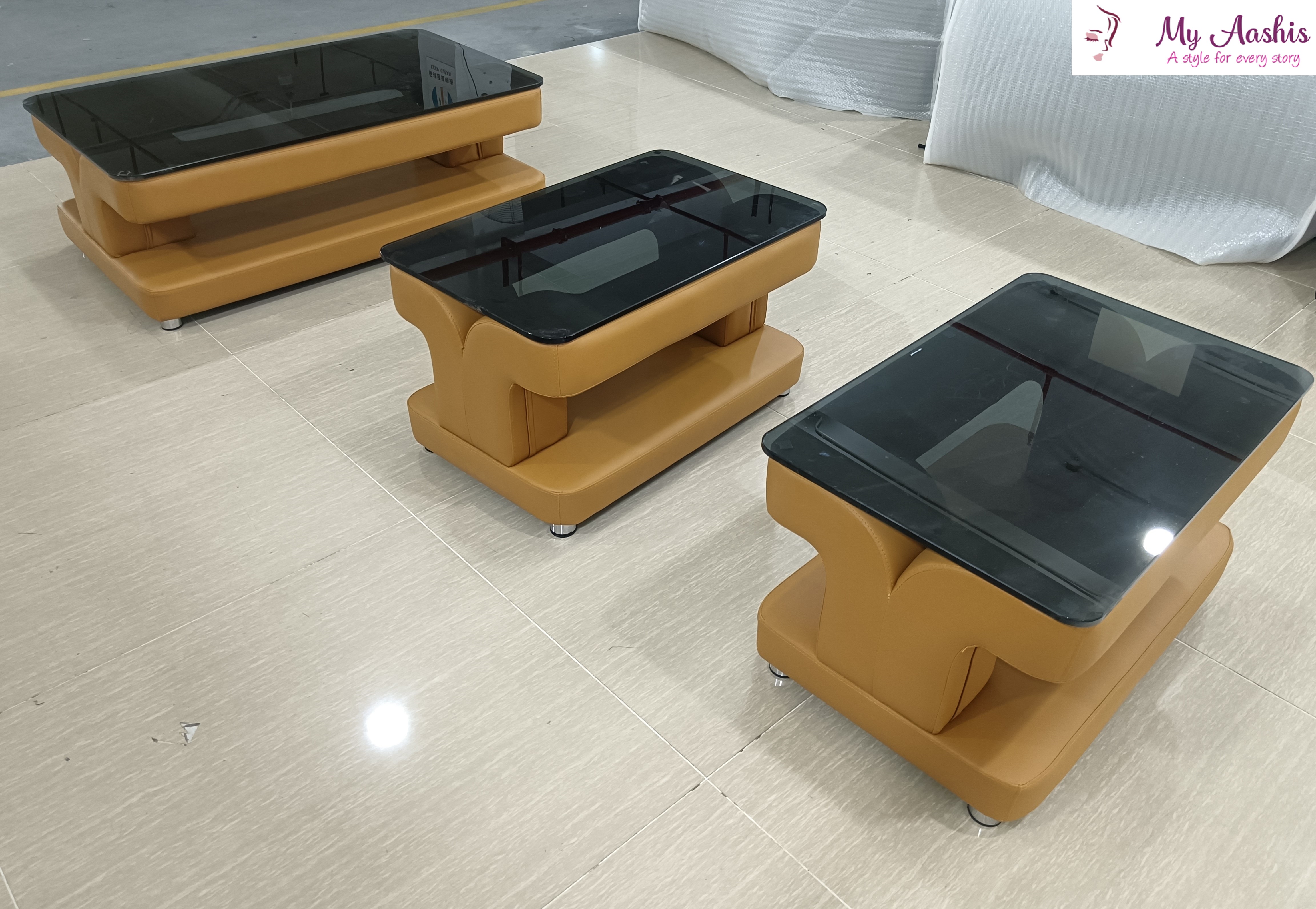 Modern Leather Coffee Table With Glass Table Top / My Aashis