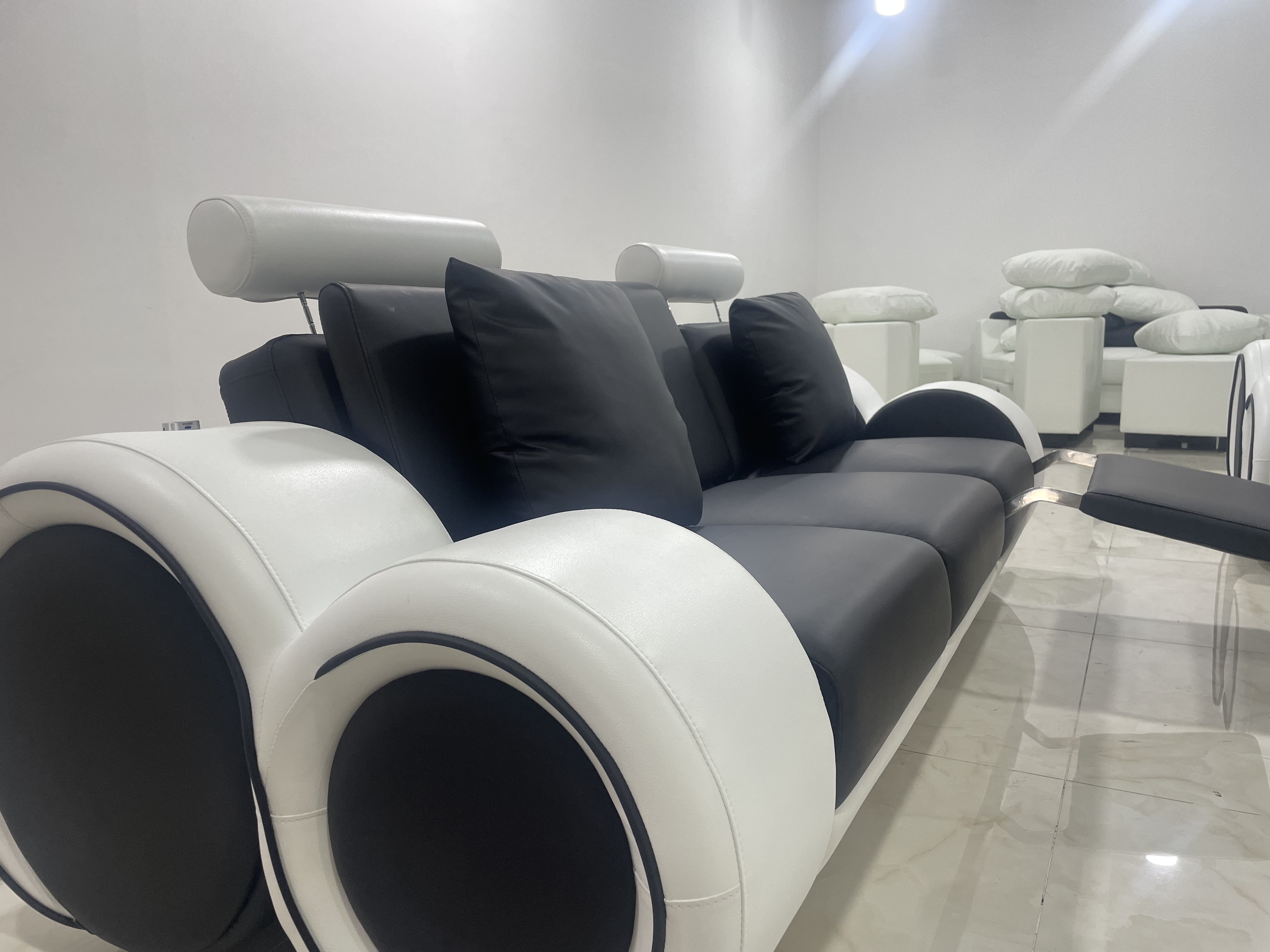 3 Piece Leather Recliner Sofa / My Aashis