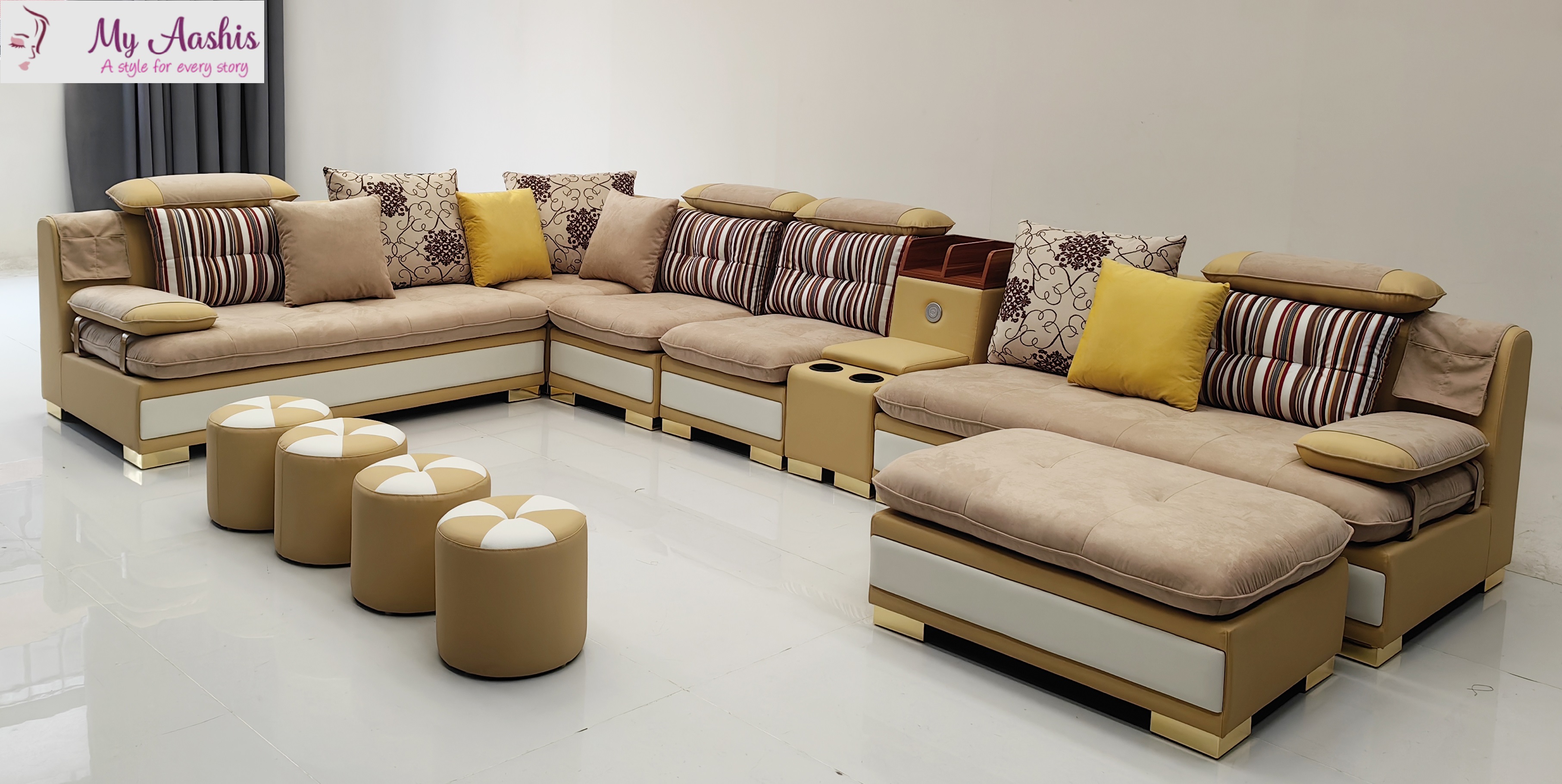 U-Shaped Sectional Fabric Sofa Set / My Aashis