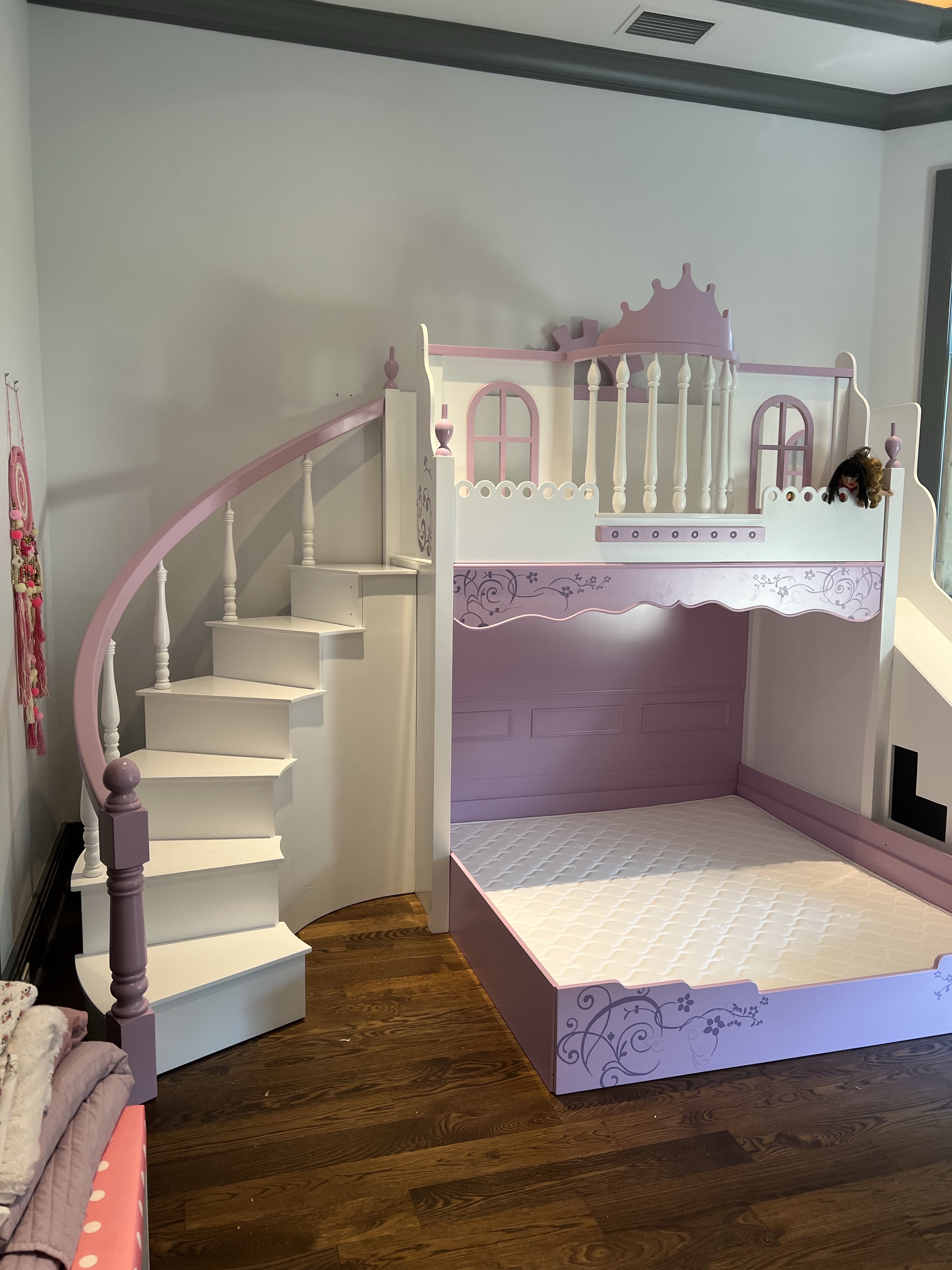 Modern beautiful Princess Castle Decorative Full Bed for Children / My Aashis