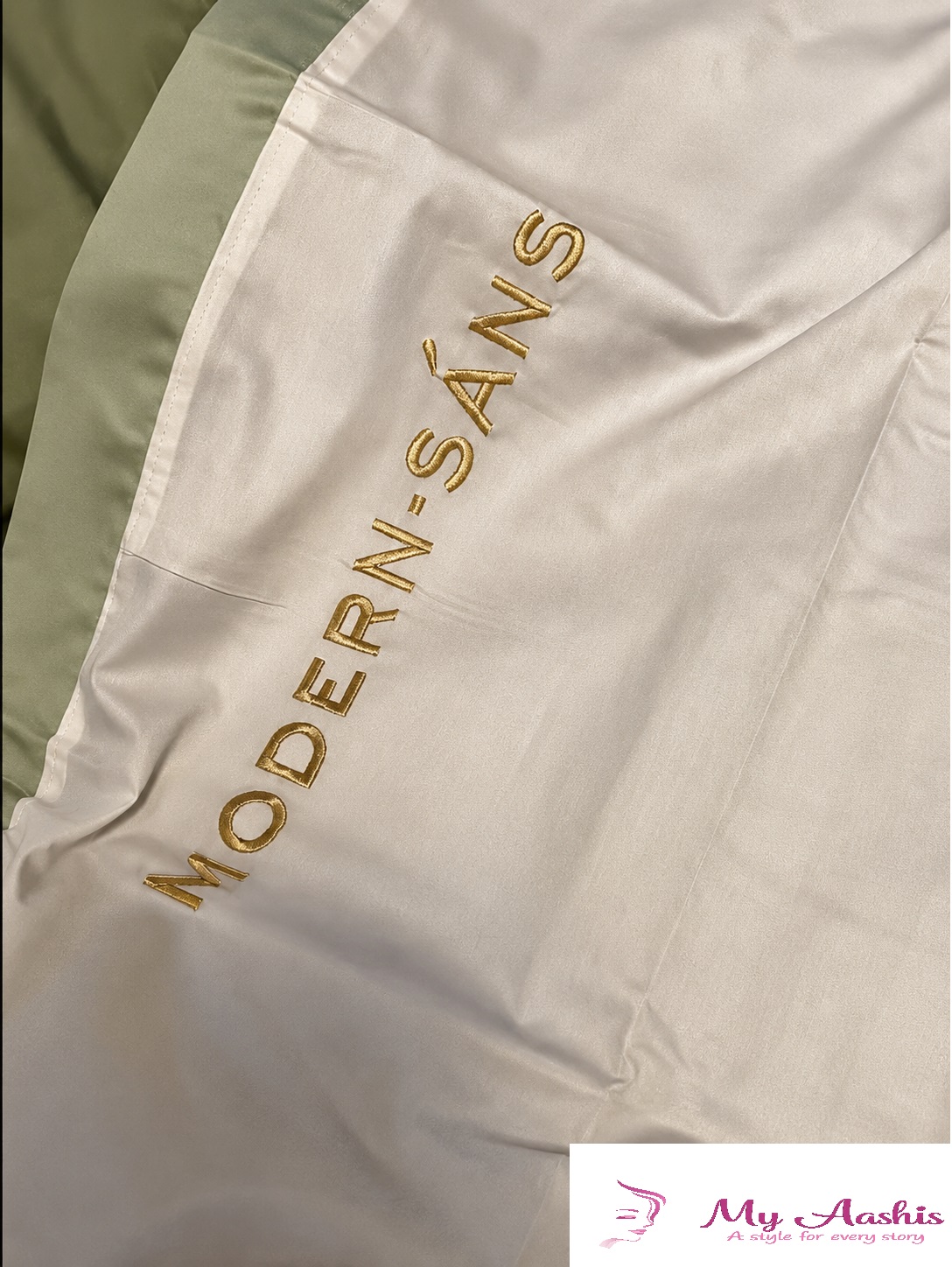 Modern Classy Designed Polyester / Cotton Flat and Fitted Bedsheet / My Aashis