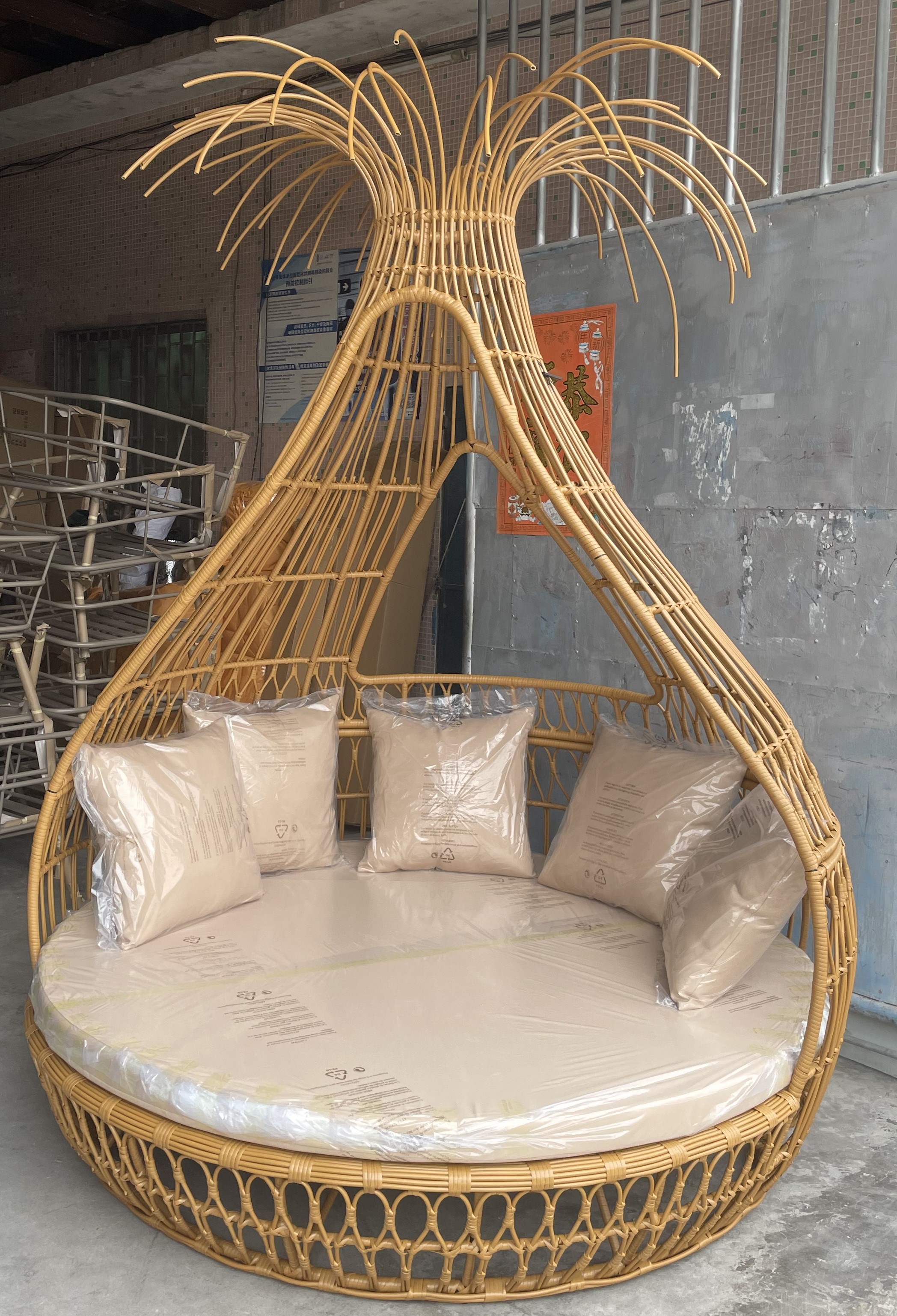 Modern Nest Design Outdoor Sofa Bed / My Aashis