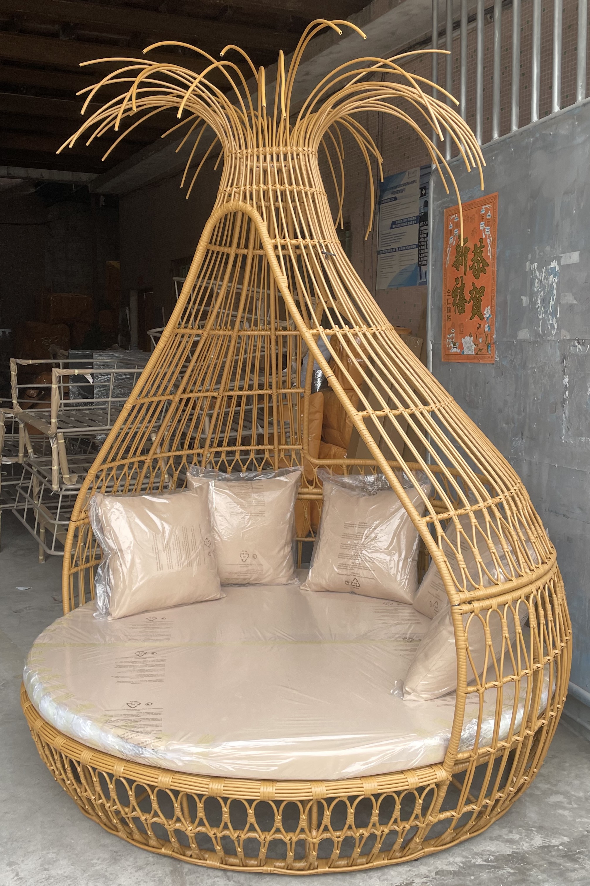 Modern Nest Design Outdoor Sofa Bed / My Aashis