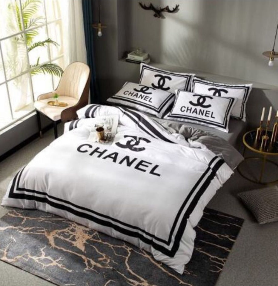 Fashionable Designer Bed Comforters Sets - Online Furniture Store - My  Aashis
