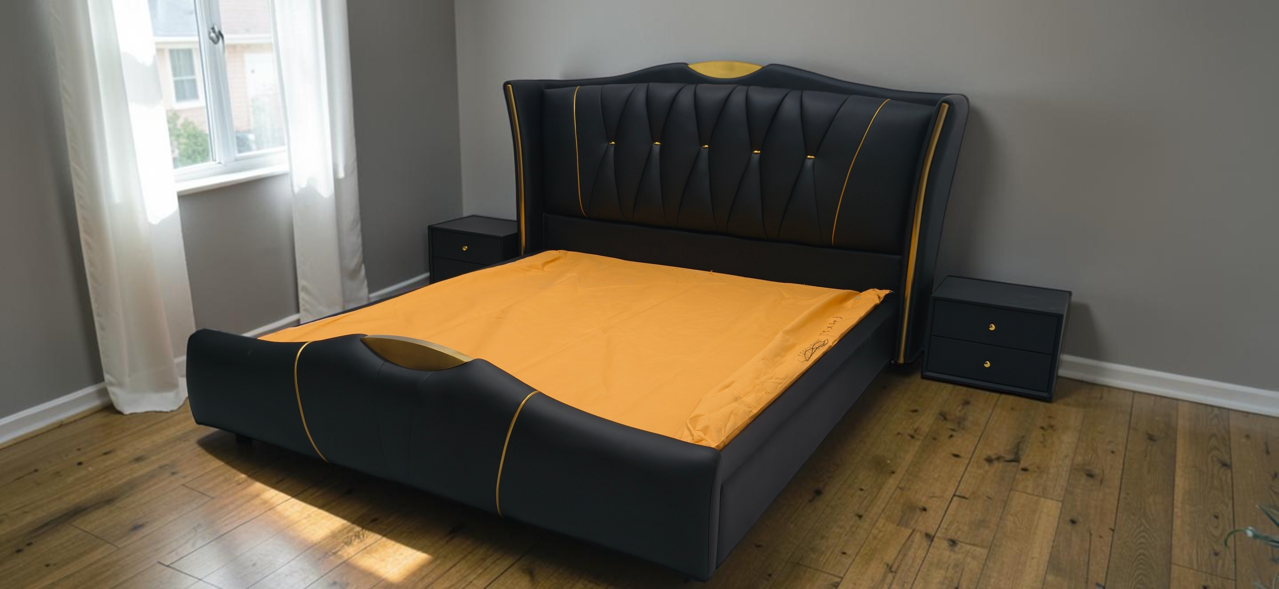 Modern Luxury Leather Upholstered Bed / My Aashis