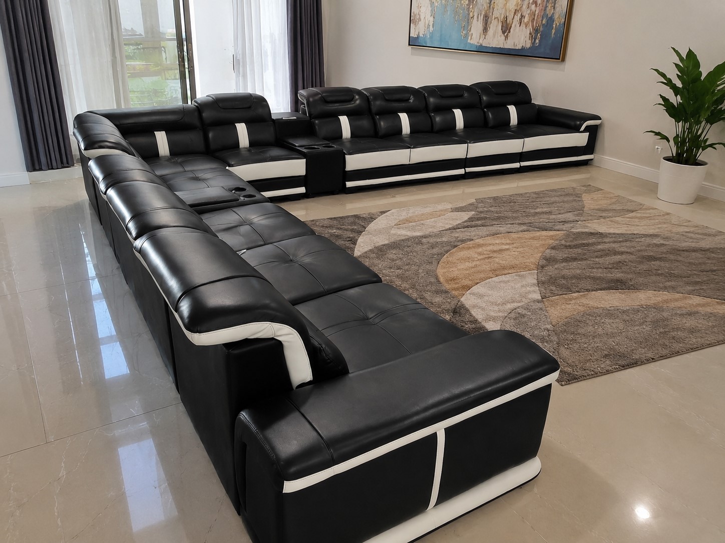 U-Shape Multifunctional Leather Sectional Sofa / My Aashis